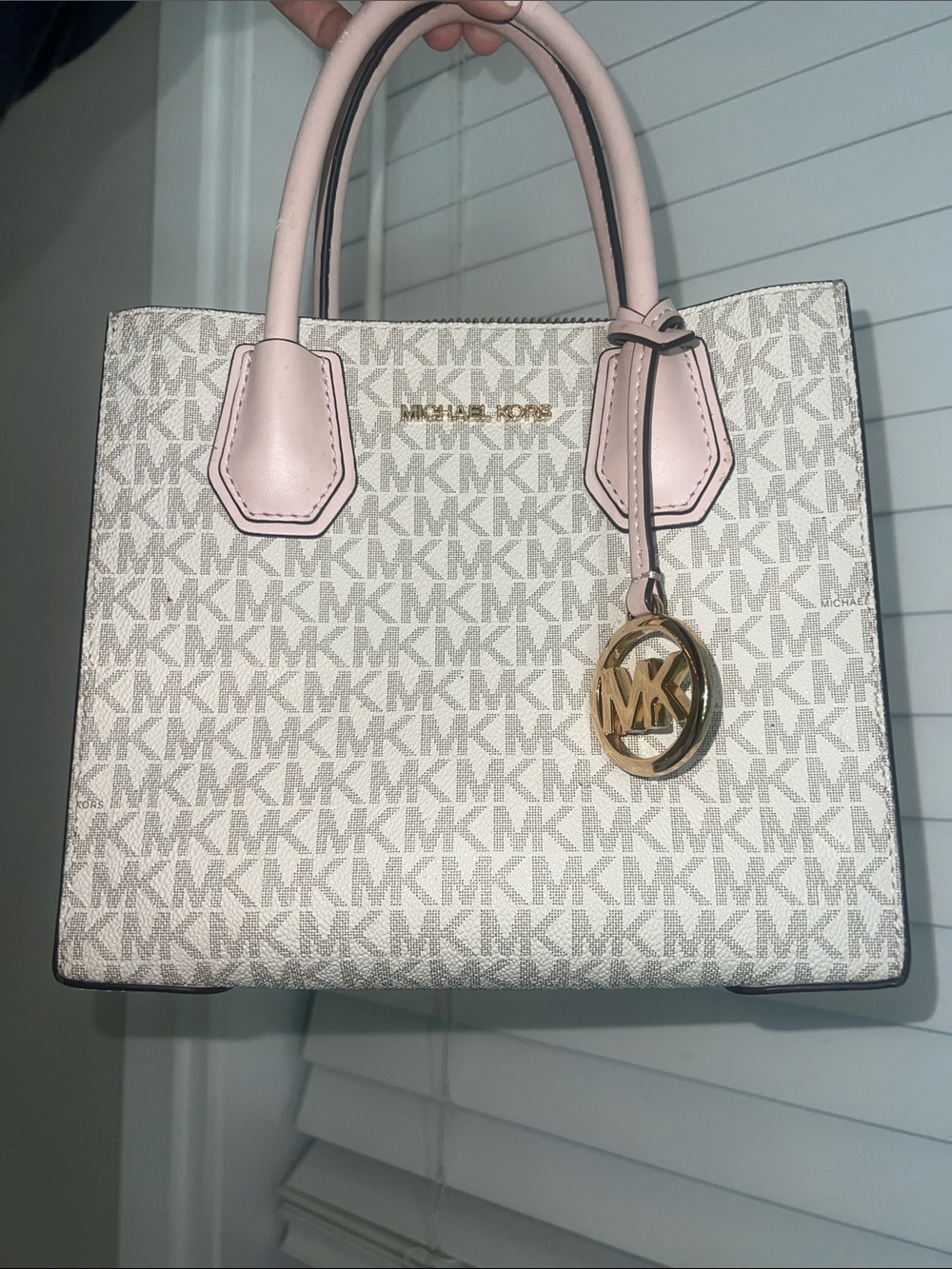 Michael Kors Pink cross body/ hand bag